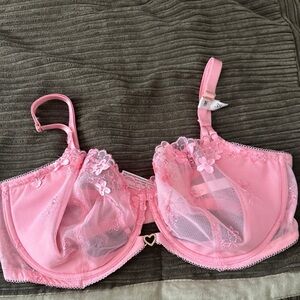 PINK Victoria's Secret Floral Lace Bra - Soft Pink